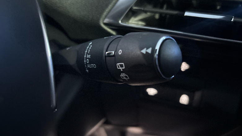 Peugeot 5008 1.2 Hybrid 136 Allure Premium+ 5dr e-DSC6 Petrol Estate